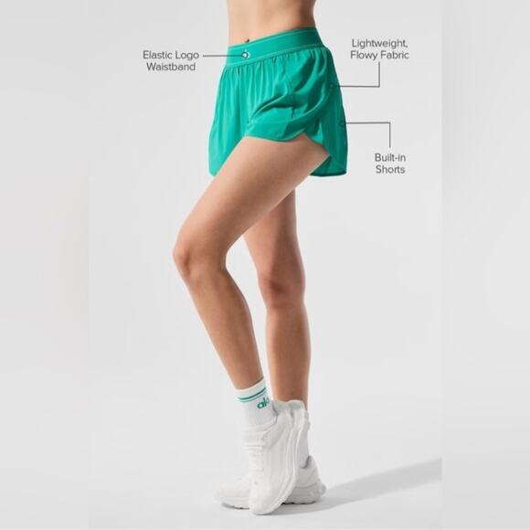 Alo Yoga Spruce Green Match Point Short Athletic Shorts Size Large - Picture 3 of 14